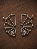 Noor Arc Oxidised Earcuff