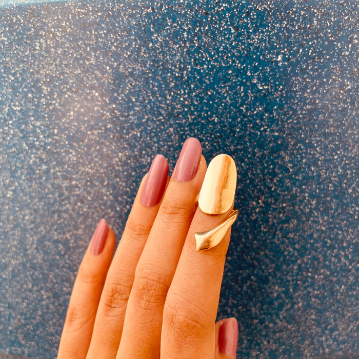Bombshell Nail Ring Gold