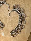 Kaanphool Oxidised Earcuff