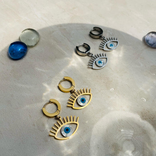 क्लासिक ईविल आई हग्गीज़