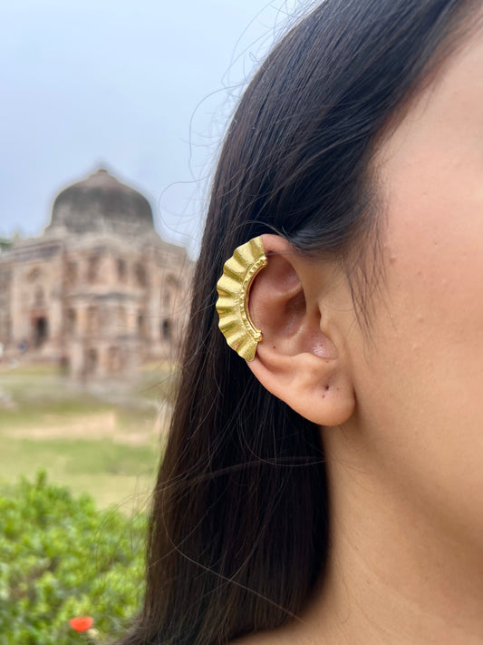 Semi Sleek Earcuff