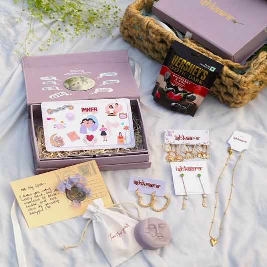 Love In The Moonlight Anniversary Gifting Hamper