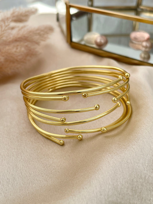 Auric Curve Bracelet