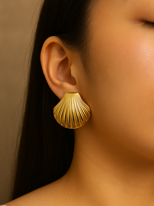Golden Shell Earrings