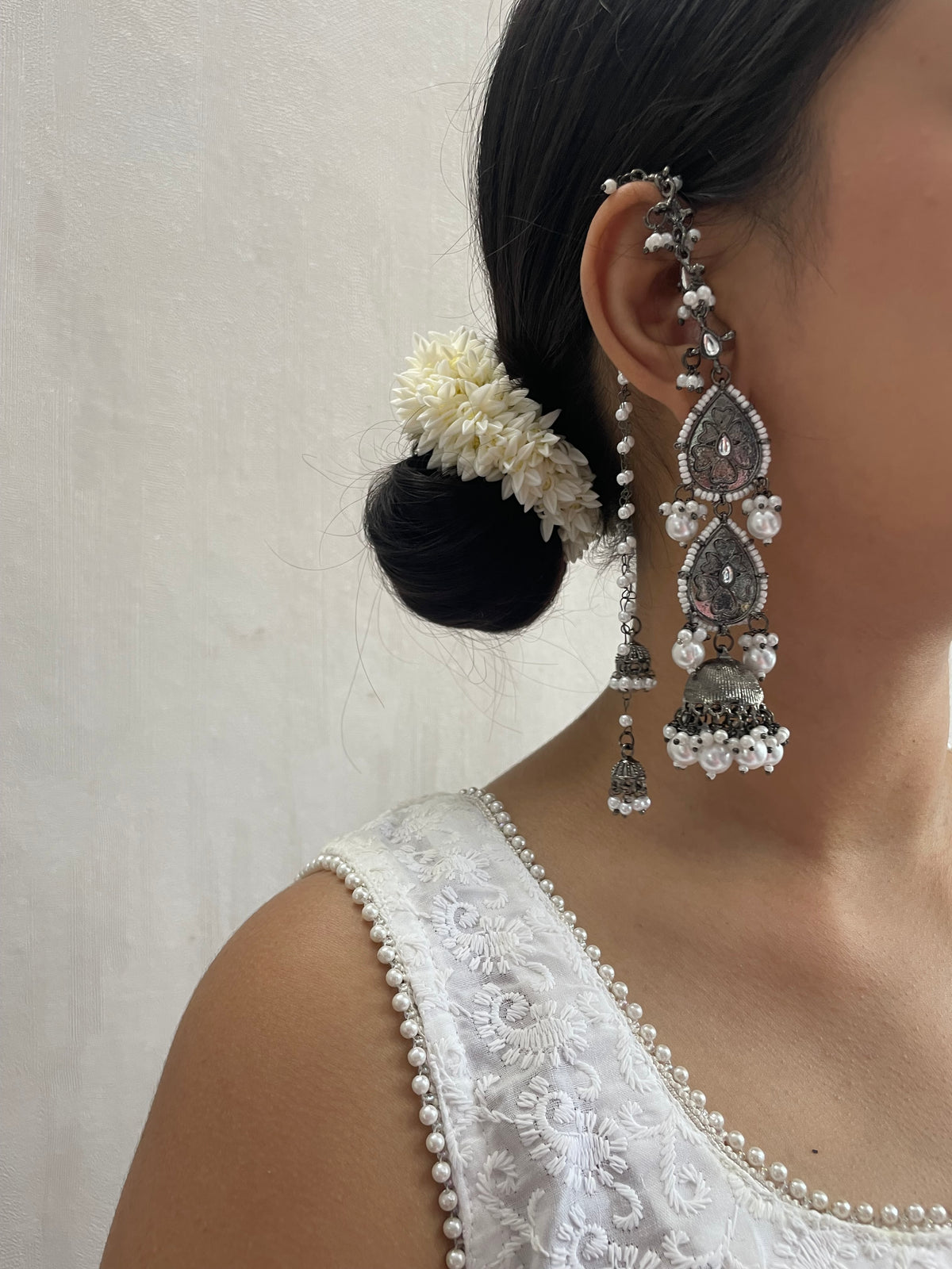 अनारकली मोती झुमका