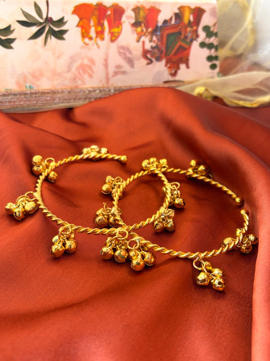 Meher Ghungroo Bracelet (Set Of 2)