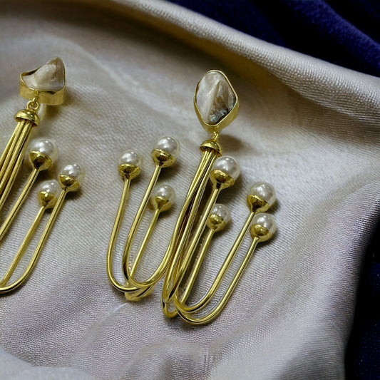 रॉयल झूमर बालियां