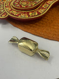 Toffee Capsule Roli Chawal