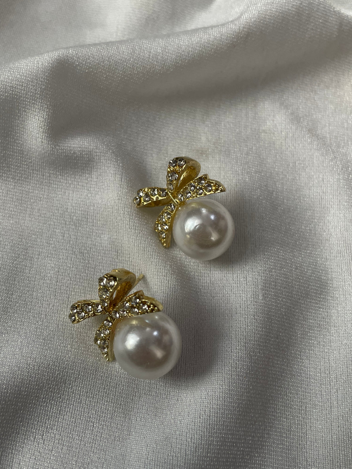 Pearl Bow Promise Earrings