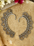 Kaanphool Oxidised Earcuff