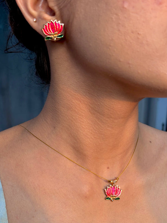Shakti Kamal Necklace Set
