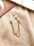 Elara Pearl Chain Earcuff