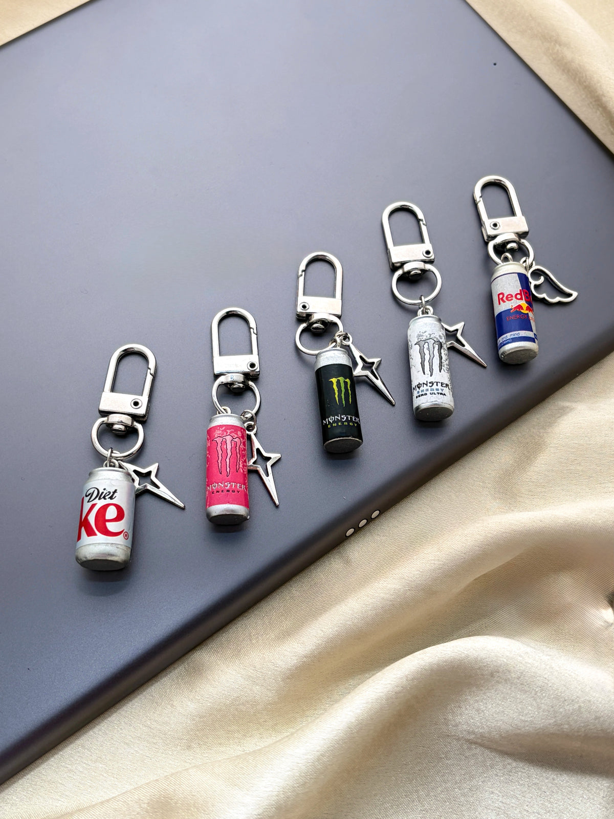 Iconic Drinks Bag Charm Combo