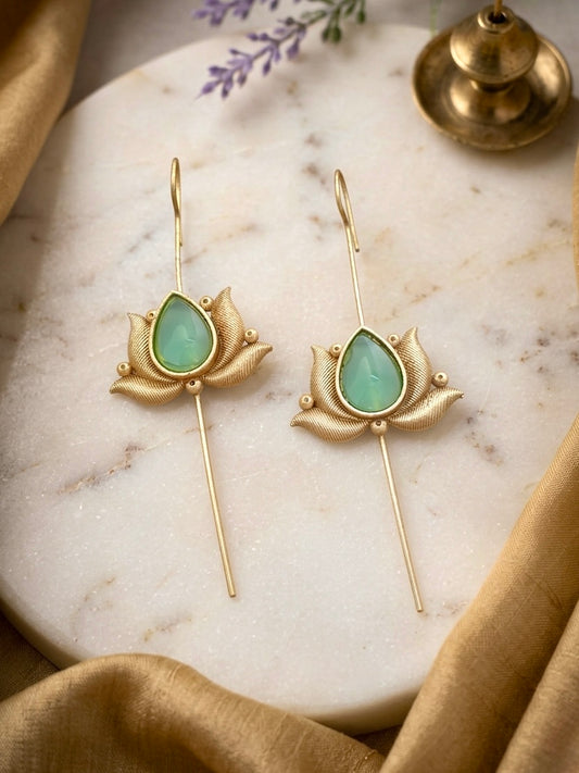 Bloom Lotus Earcuff