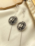 Zoravar Lion Oxidised Earcuff