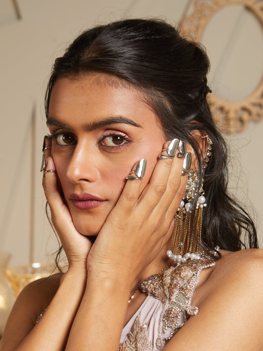 Bombshell Nail Ring Silver