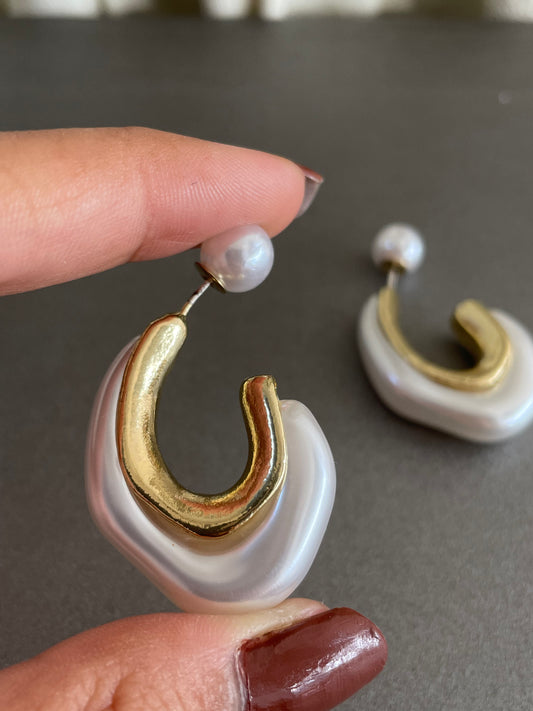 परीलोक मोती बालियां