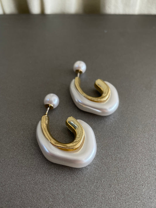 परीलोक मोती बालियां