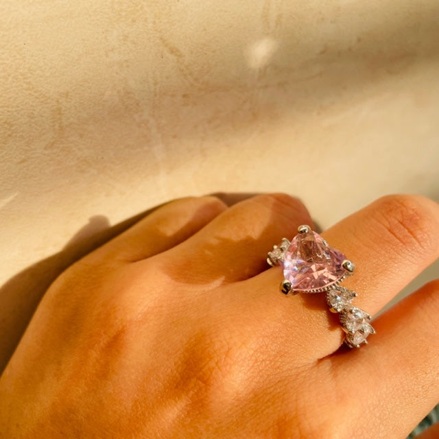 14K White Gold Halo Diamond Engagement Ring Heart Shape Intense Pink Lab  Grown Diamond 1 CT at Rs 112500 | Diamond Engagement Ring in Surat | ID:  21930276612