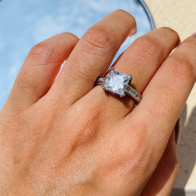 तियाना रिंग