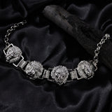 रीगल बीस्ट नेकलेस