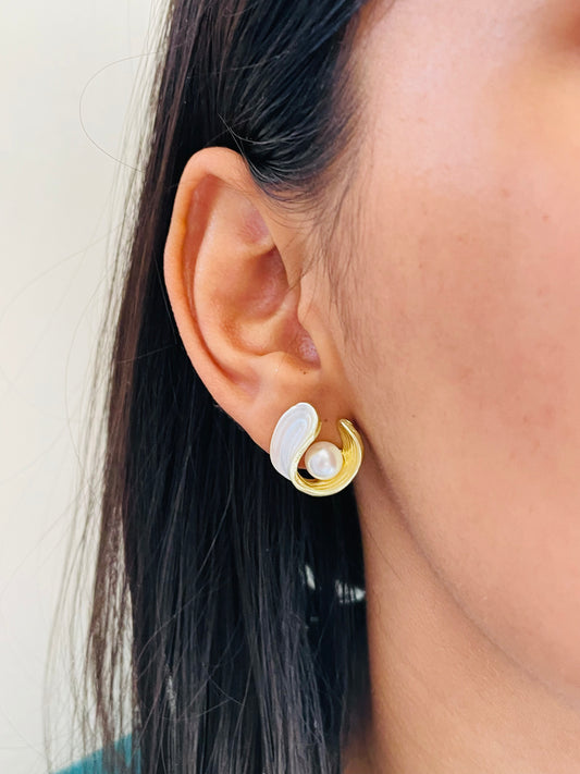 Pearly Shell Earrings